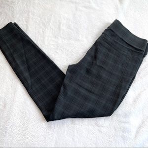 Liverpool pull in plaid pants great black 8 (cd2)